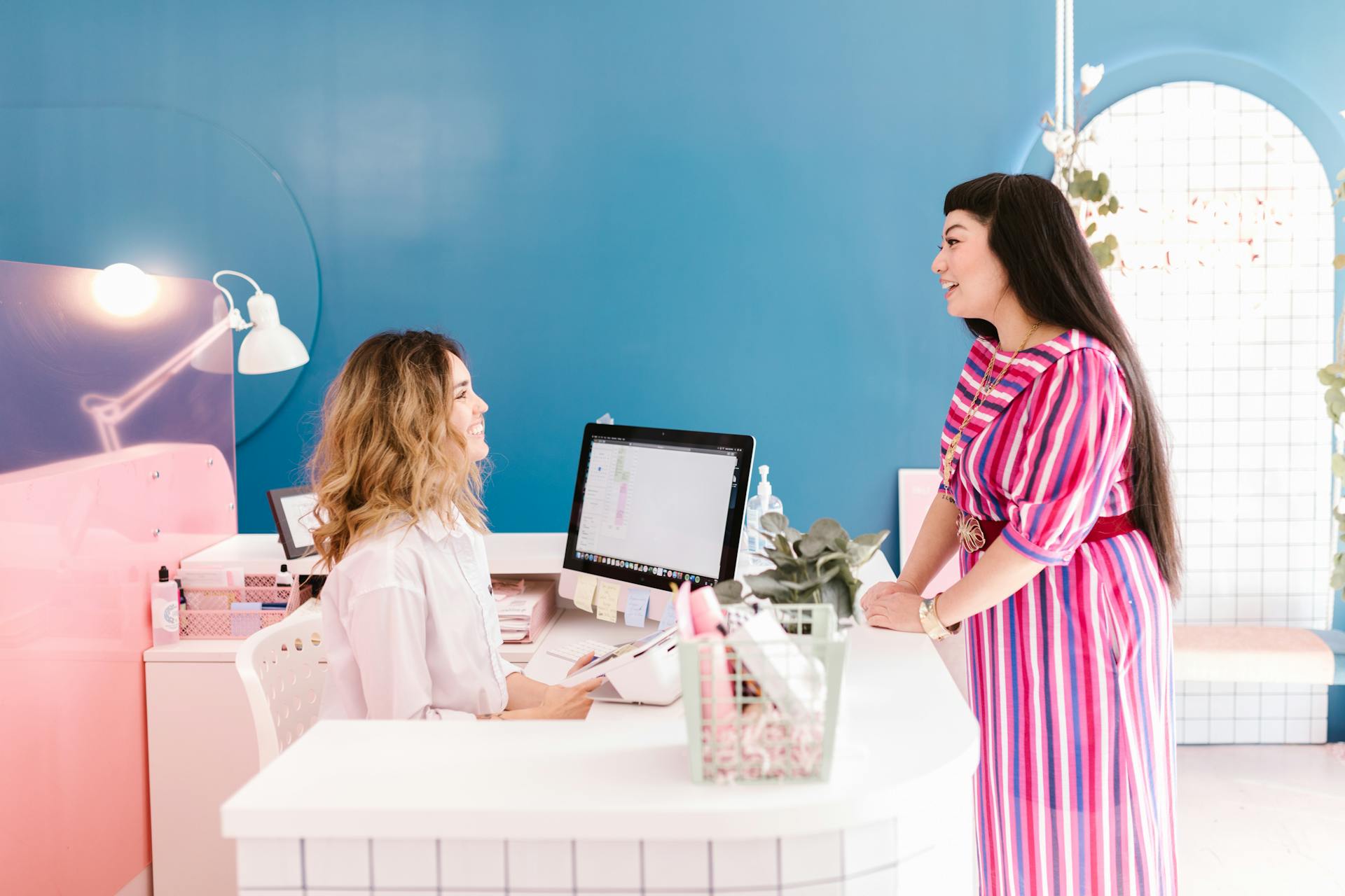 Walk-in queue management for busy salons